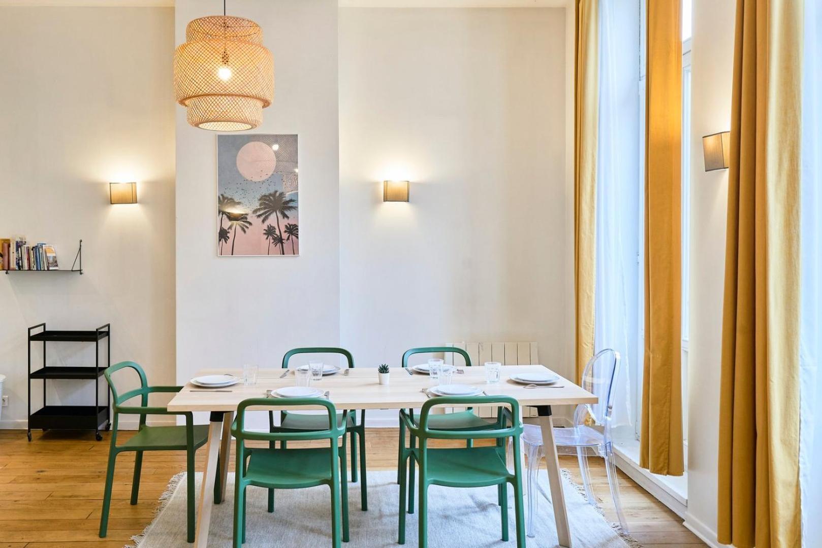 ליל Charming Flats On The Grand Boulevard מראה חיצוני תמונה