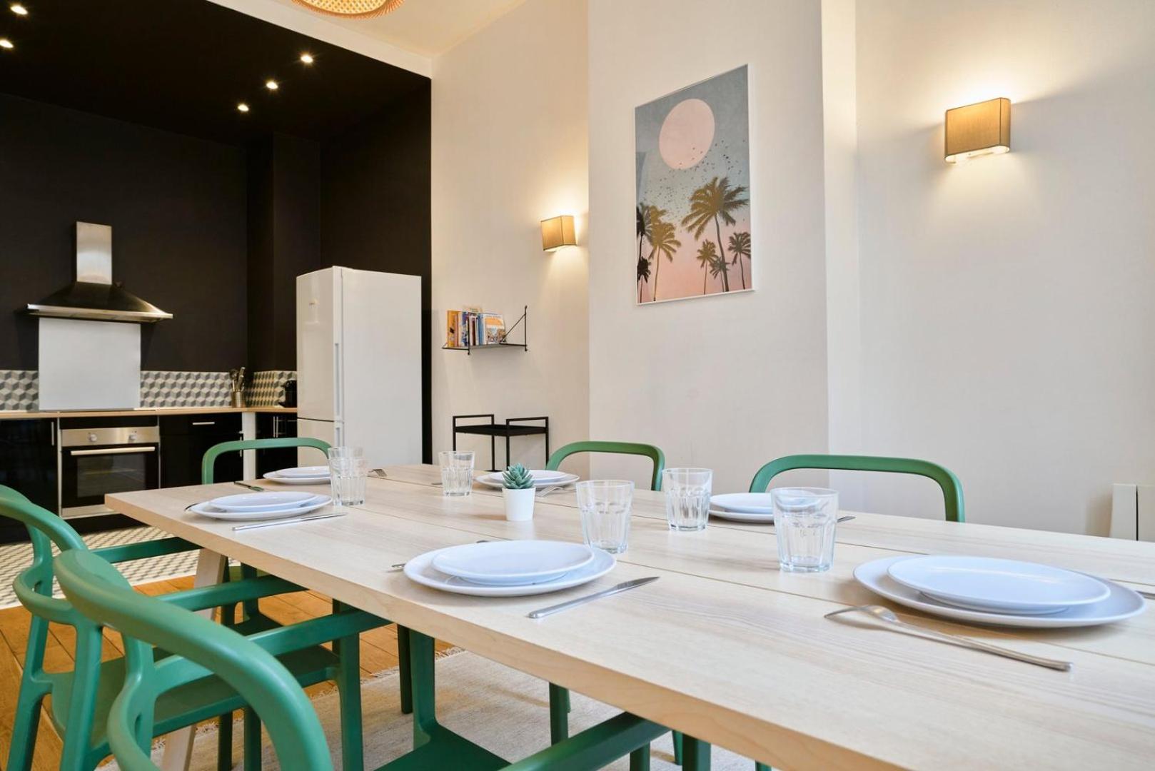 ליל Charming Flats On The Grand Boulevard מראה חיצוני תמונה
