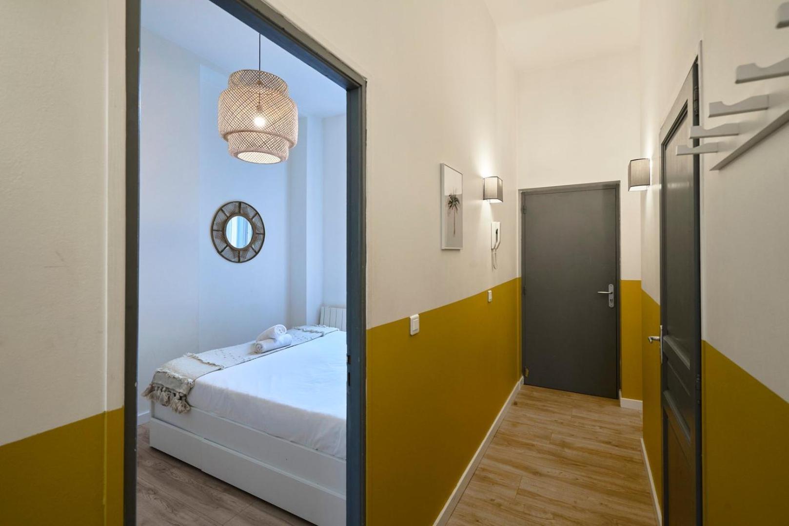 ליל Charming Flats On The Grand Boulevard מראה חיצוני תמונה