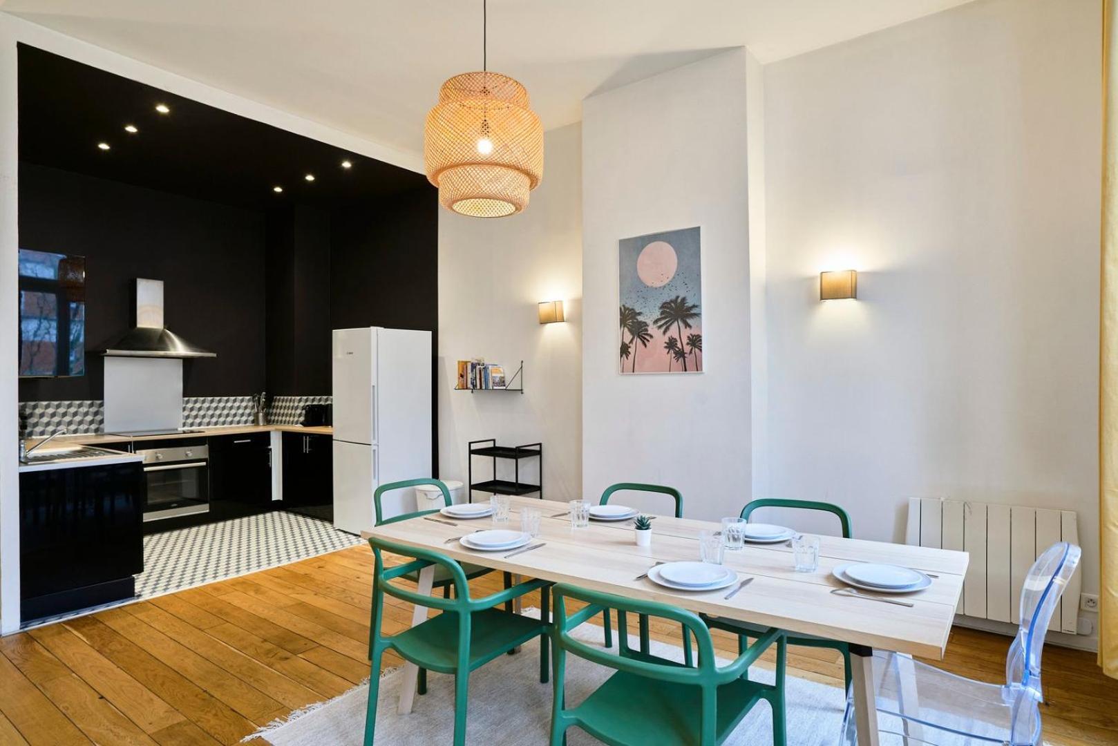 ליל Charming Flats On The Grand Boulevard מראה חיצוני תמונה